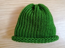 Pletená čepice - trávově zelená