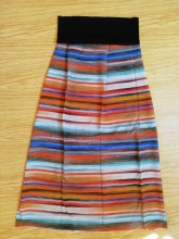 Dlouhá šitá sukně - barevné pruhy