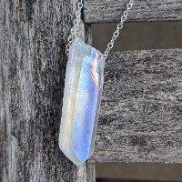 Surový krystal - stříbrný řetízek s křišťálem