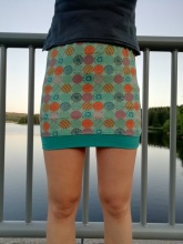 Šitá sukně barevná kolečka mandaly skladem