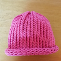 Pletená čepice růžová ( starorůžová)