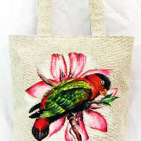 taška s ruční malbou papouška